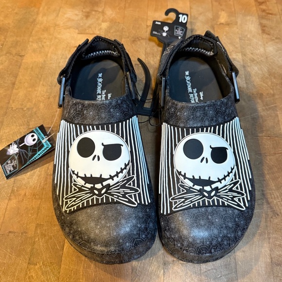 Disney Tim Burtons nightmare before Christmas, clogs, sandals, NEW Sz 10 /43 - Picture 1 of 13